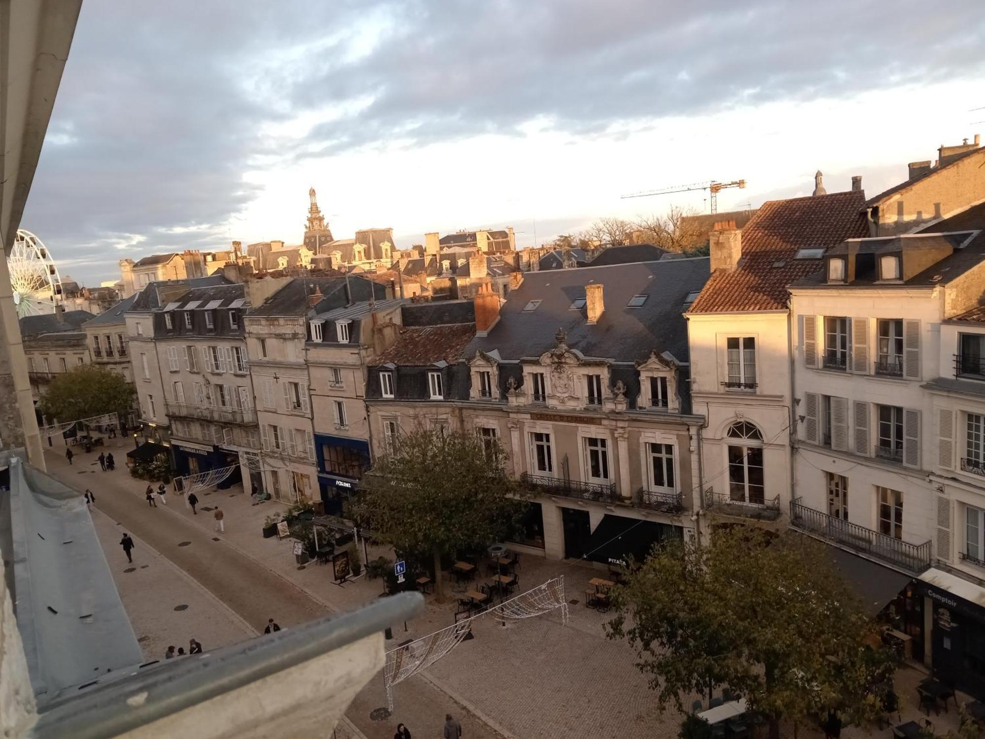 Cosy & Tendance Spa Poitiers Exterior photo