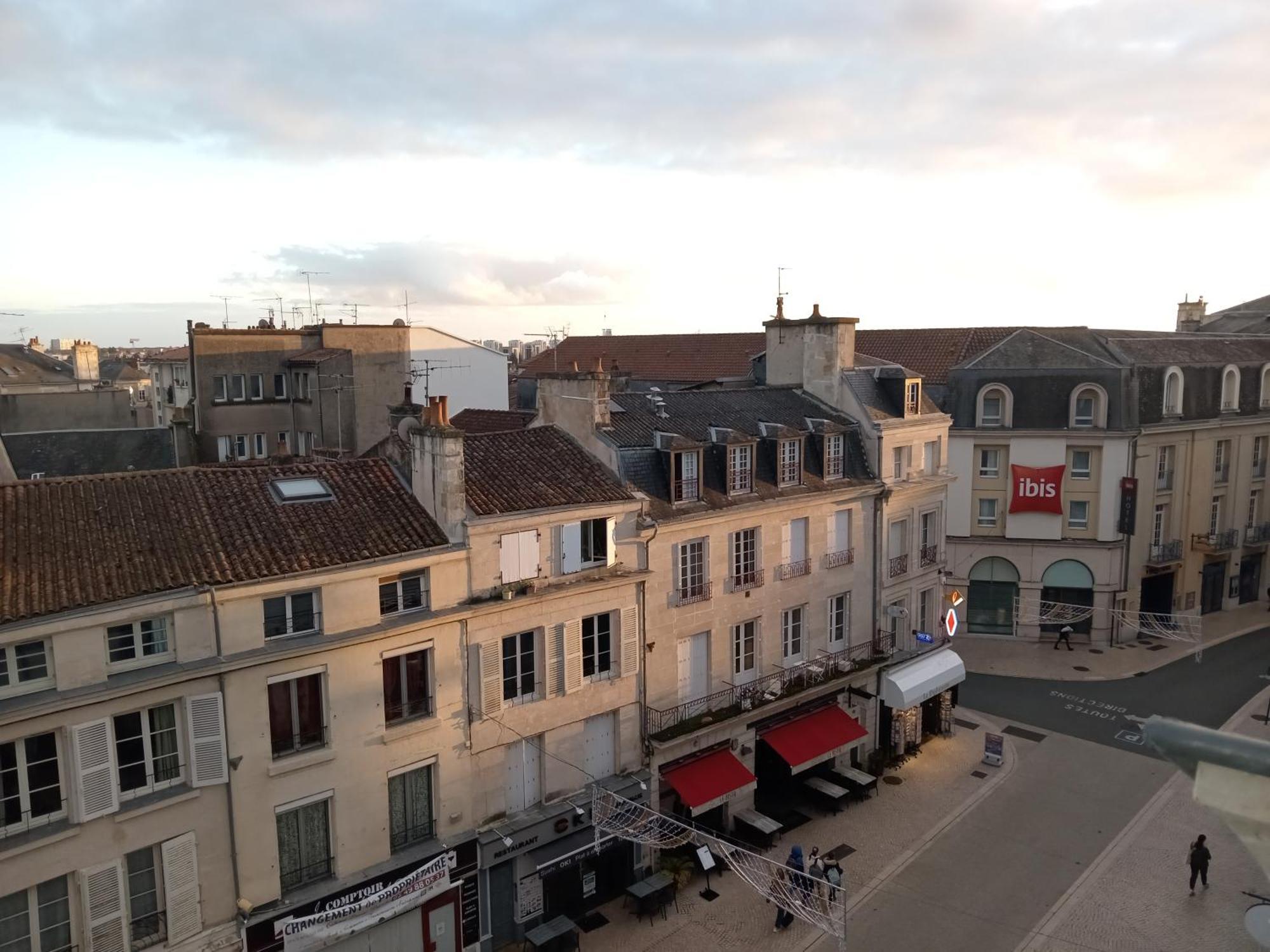 Cosy & Tendance Spa Poitiers Exterior photo